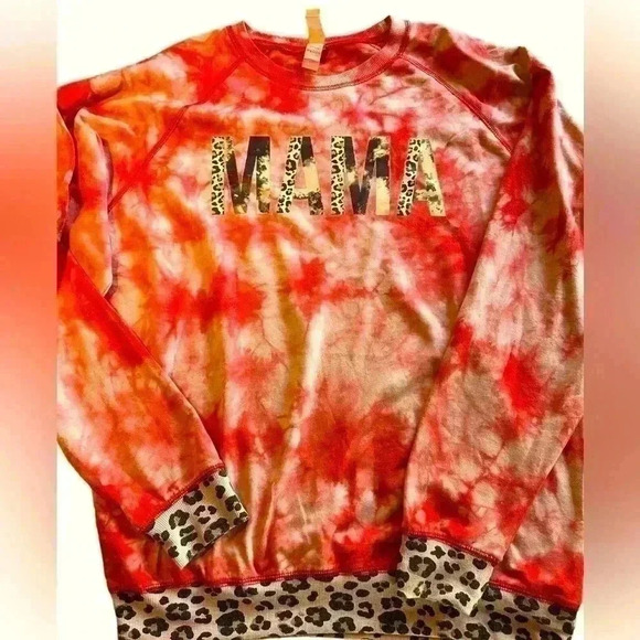 medium/large oversize long crewneck‎ red & tan tie dye leopard trim “ Mama”NWT. - Picture 1 of 7